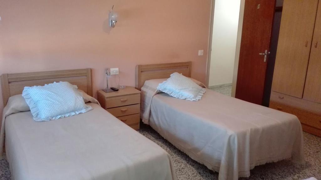 Hostal Terraferma Algerri Exterior foto